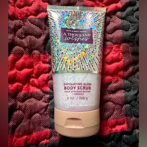 Bath & Body Works Exfoliating Glow Body Scrub 🧼